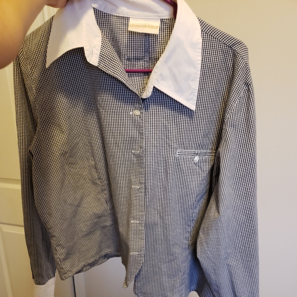 Women's dress shirt